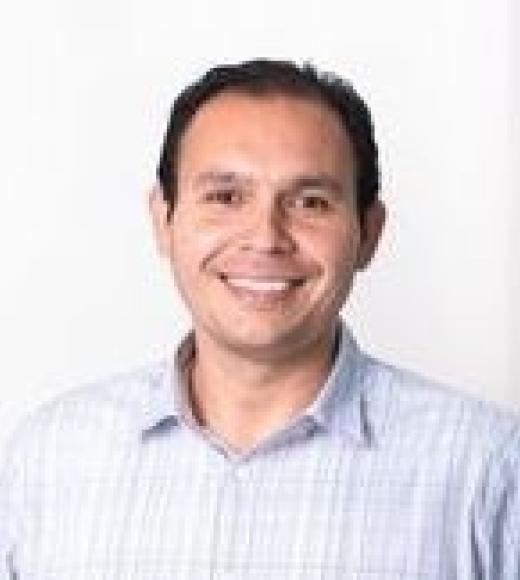 Dr. Robert Barrozo